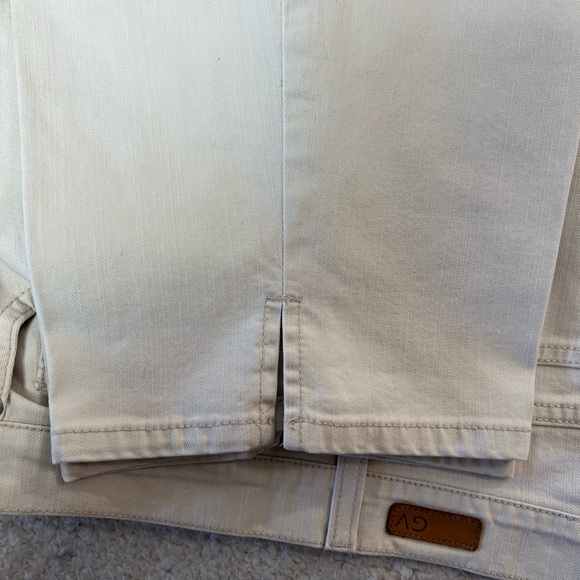 Gloria Vanderbilt Cream Capri Jeans Pants Size: 16 - Picture 6 of 8